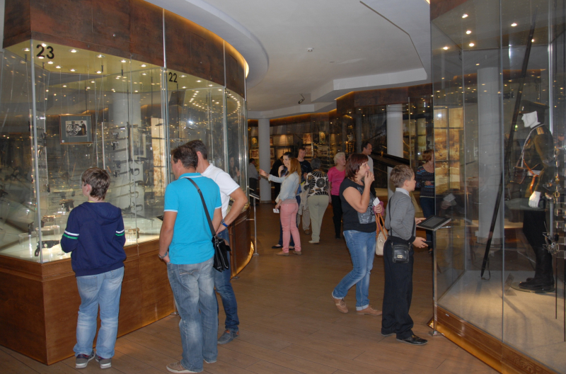 Рекордное количество посетителей принял музей оружия в День оружейника – 7 712! Тульский Государственный Музей Оружия