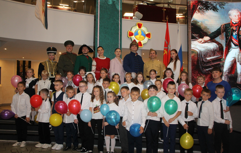 В День знаний Тульский государственный музей оружия по традиции радушно принимал учащихся Центров образования города Тулы Тульский Государственный Музей Оружия