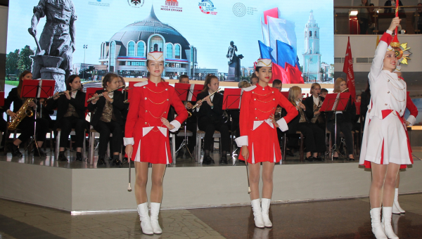 Праздничная концертная программа «Пусть живёт и процветает наша тульская земля!» Тульский Государственный Музей Оружия