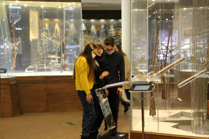 Более 3000 студентов из 33 российских университетов, институтов, колледжей, училищ посетили Тульский музей оружия в «Неделю студенчества»! Тульский Государственный Музей Оружия