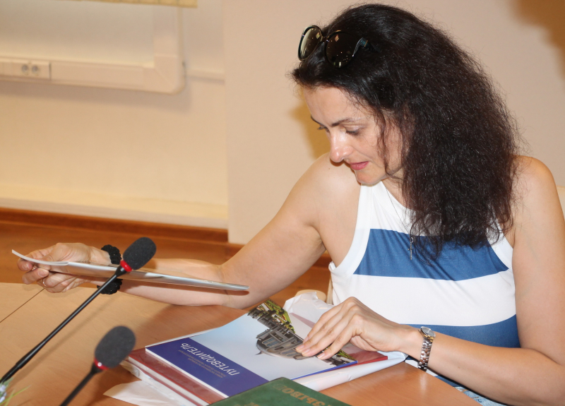 Сегодня музей оружия посетила О. А. Бердникова - праправнучка С. А. Зыбина - генерал-майора, автора фундаментального исторического труда «История Тульского Императора Петра Великого оружейног Тульский Государственный Музей Оружия