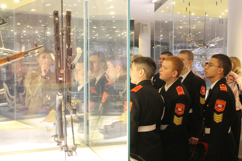 «День в музее для российских кадет»! Тульский Государственный Музей Оружия