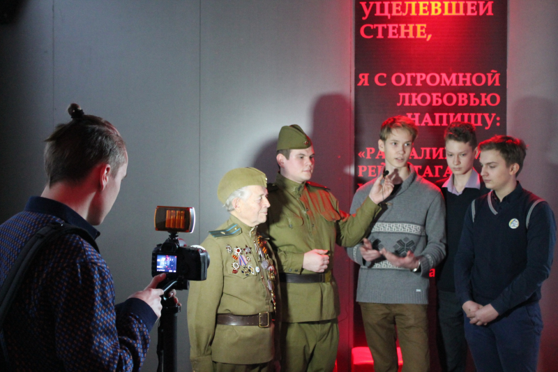 В музее оружия проходят съемки культурно-образовательных программ по выставке «Война и мифы». Тульский Государственный Музей Оружия