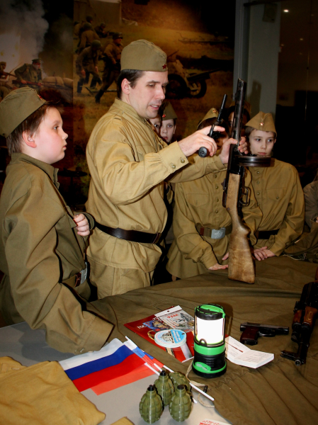 «Курс молодого бойца» в Тульском музее оружия Тульский Государственный Музей Оружия