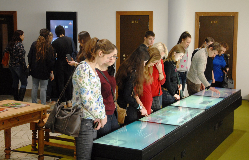 Молодежь, поклонимся Героям! День Героев Отечества в музее оружия! Тульский Государственный Музей Оружия