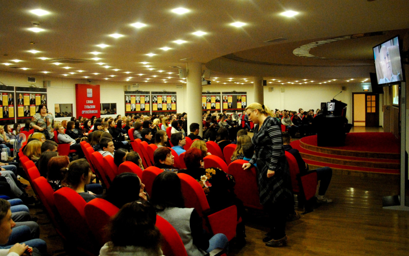 Молодежь, поклонимся Героям! День Героев Отечества в музее оружия! Тульский Государственный Музей Оружия