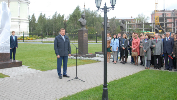 День оружейника в музее оружия! На Аллее Славы знаменитых оружейников г. Тулы открыт бюст Ф.Г.Гилленшмидта! Тульский Государственный Музей Оружия