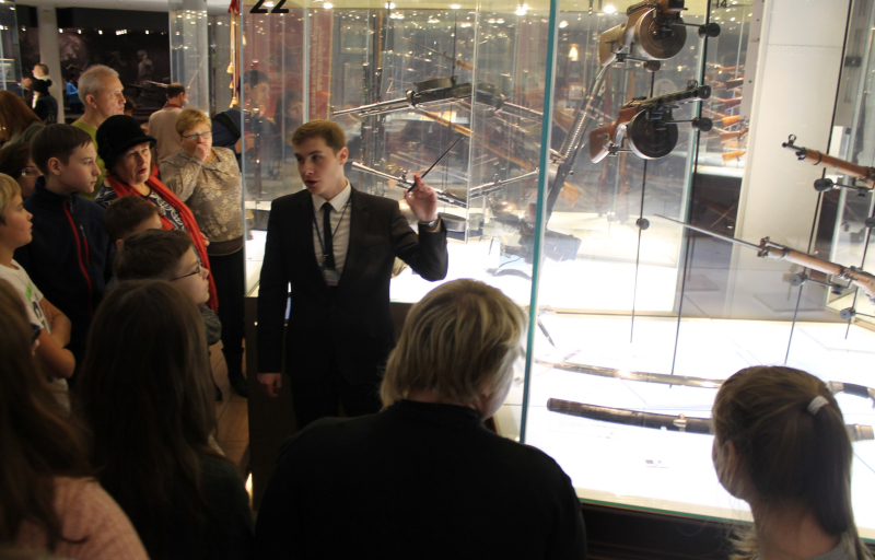 «Ночь искусств» в музее оружия продолжается… «Оружие в кино!» Тульский Государственный Музей Оружия