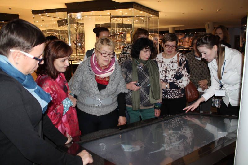 Ведущие туроператоры и представители туристических агентств города Калуги и Калужской области посетили музей оружия. Тульский Государственный Музей Оружия