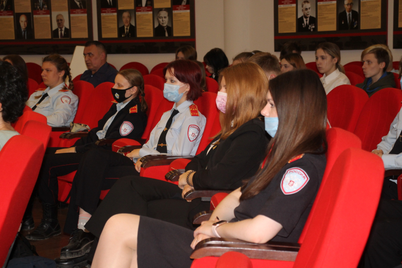 В Тульском музее оружия состоялась презентация новой книги Н.А. Макарова «Интернационалисты земли тульской» Тульский Государственный Музей Оружия