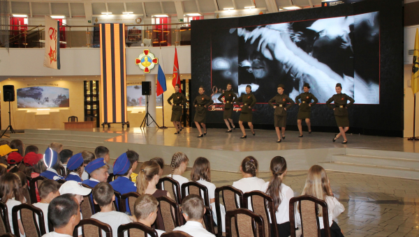 «И помнит Россия ваш дух боевой…». День памяти и скорби в Тульском музее оружия Тульский Государственный Музей Оружия