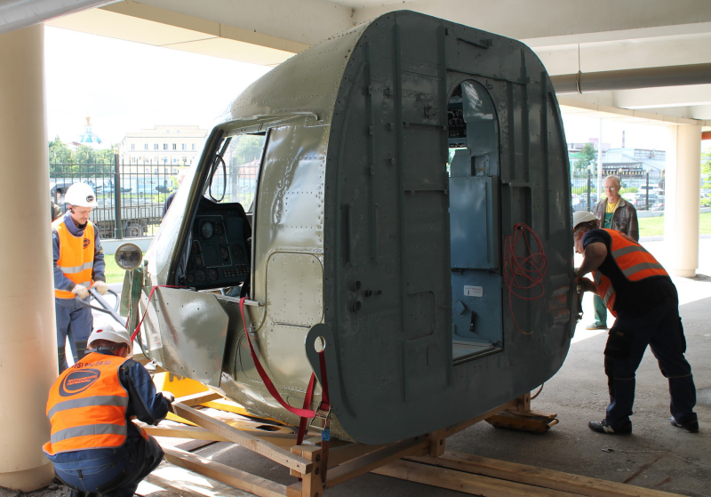 Спецоперация в музее оружия: кабина боевого вертолета Ми-8 на новой экспозиции Тульский Государственный Музей Оружия