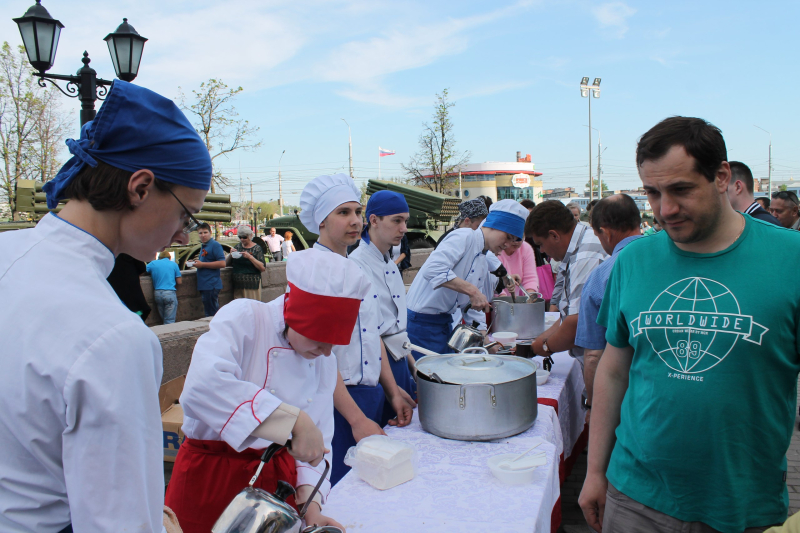 «Солдатский привал» в музее оружия. Тульский Государственный Музей Оружия