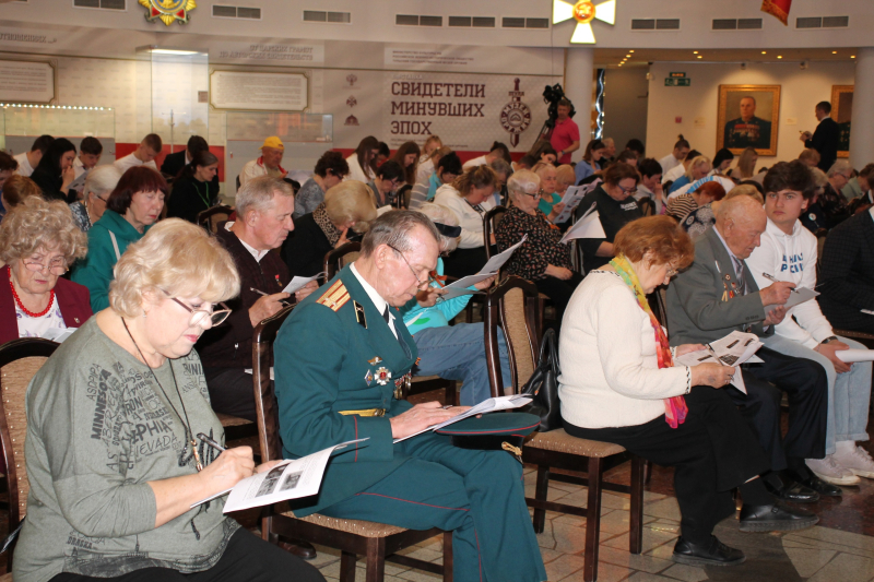 Всероссийский исторический диктант на тему событий Великой Отечественной войны - «Диктант Победы» по традиции состоялся в Зале Славы российского оружия Тульского государственного музея оружия Тульский Государственный Музей Оружия