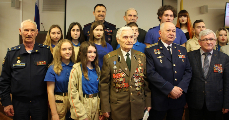 Встреча поколений в Тульском музее оружия. Презентация книги Н.А. Макарова «Они воевали за Речкой» Тульский Государственный Музей Оружия