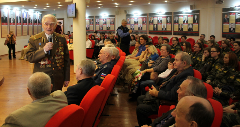 Встреча поколений в Тульском музее оружия. Презентация книги Н.А. Макарова «Они воевали за Речкой» Тульский Государственный Музей Оружия