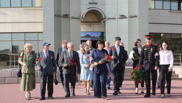 В День оружейника в Тульском государственном музее оружия состоялась встреча поколений «Большая семья – за большим столом», посвященная 85-летию Героя Российской Федерации Николая Александров Тульский Государственный Музей Оружия