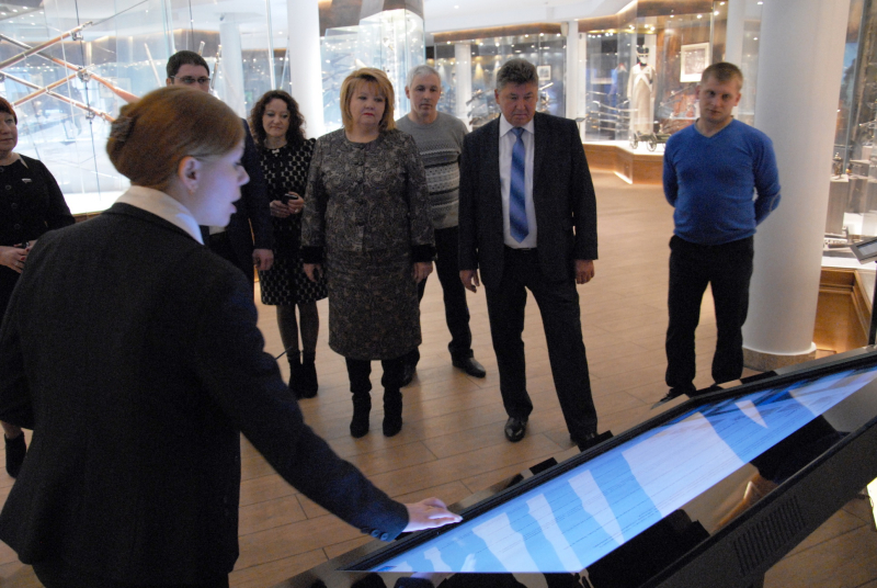 Руководители региональных парламентов России посетили Тульский музей оружия! Тульский Государственный Музей Оружия