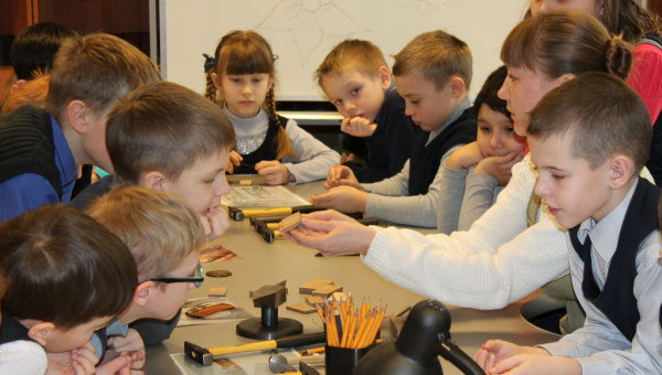 Увидеть и создать шедевр в школе тульских мастеров в музее оружия … Тульский Государственный Музей Оружия