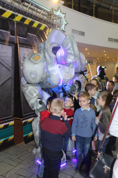 «Звездный дозор Богатырского Шлема»: первые детские новогодние представления в Тульском музее оружия. Фоторепортаж. Тульский Государственный Музей Оружия