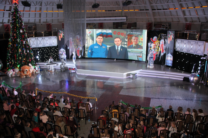 «Звездный дозор Богатырского Шлема»: первые детские новогодние представления в Тульском музее оружия. Фоторепортаж. Тульский Государственный Музей Оружия