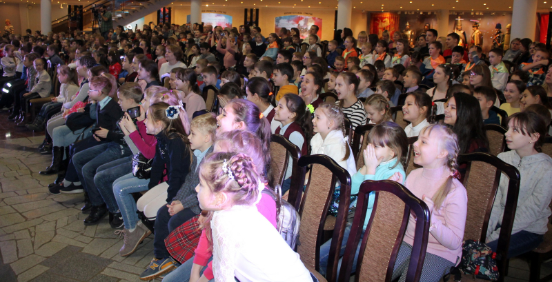 «Звездный дозор Богатырского Шлема»: первые детские новогодние представления в Тульском музее оружия. Фоторепортаж. Тульский Государственный Музей Оружия