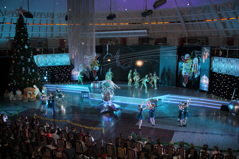 «Звездный дозор Богатырского Шлема»: первые детские новогодние представления в Тульском музее оружия. Фоторепортаж. Тульский Государственный Музей Оружия