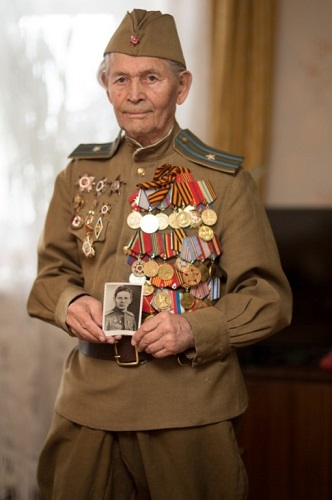 16 апреля в музее оружия - встреча с ветераном Великой Отечественной войны Е.Т.Шалашниковым Тульский Государственный Музей Оружия