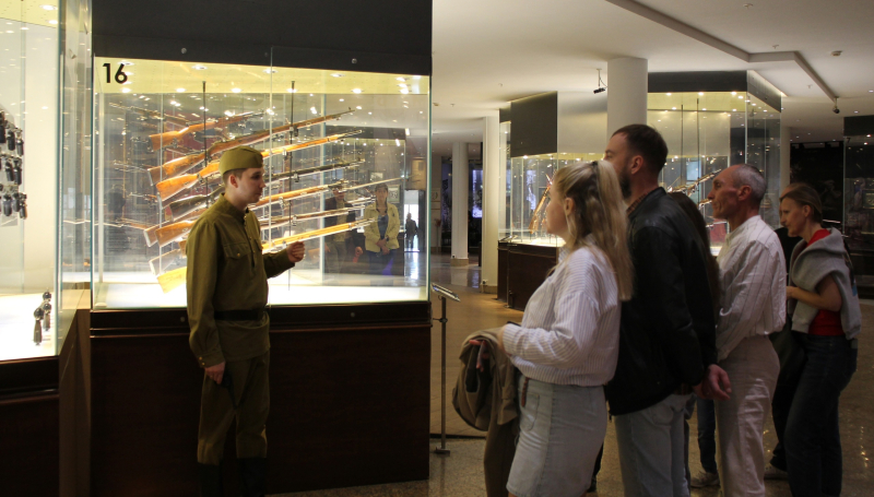 Всероссийская акция «Ночь музеев» в Тульском музее оружия: интерактивные площадки, познавательные семейные программы, костюмированные экскурсии. Тульский Государственный Музей Оружия