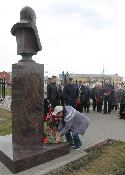 25 апреля – день памяти легендарного тульского конструктора Аркадия Георгиевича Шипунова (1927-2006) Тульский Государственный Музей Оружия