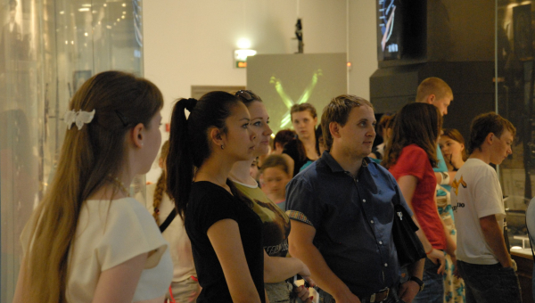 Делегации городов-героев в музее оружия. Тульский Государственный Музей Оружия