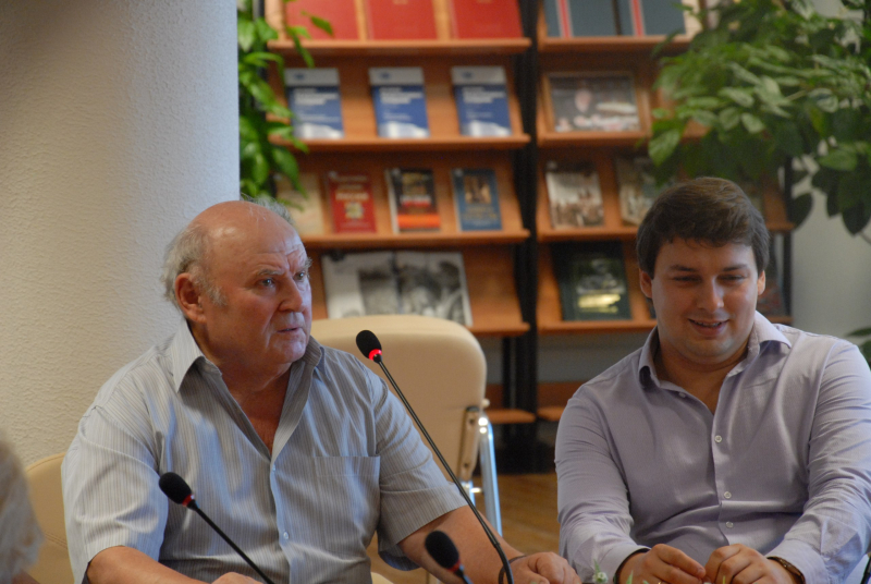 «Ночь кино» в музее оружия: презентация документальных фильмов тульских авторов В.Г. Ходулина и Д.В. Гастева. Тульский Государственный Музей Оружия