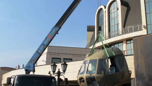 Кабина вертолета Ми-8ТВ теперь в музее оружия! Подготовка к работам по завершению новой постоянной экспозиции продолжается! Тульский Государственный Музей Оружия