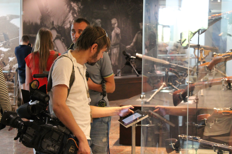 Журналисты ведущих средств массовой информации города Москвы посетили Тульский музей оружия. Тульский Государственный Музей Оружия