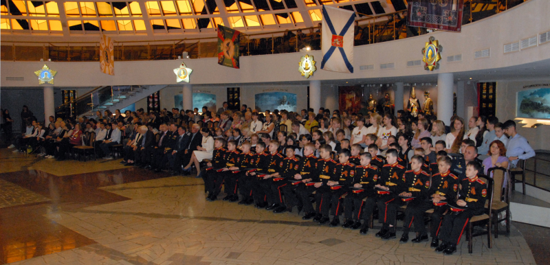 Молодежь встретилась с потомками Маршалов Советского Союза и фронтовых писателей Тульский Государственный Музей Оружия