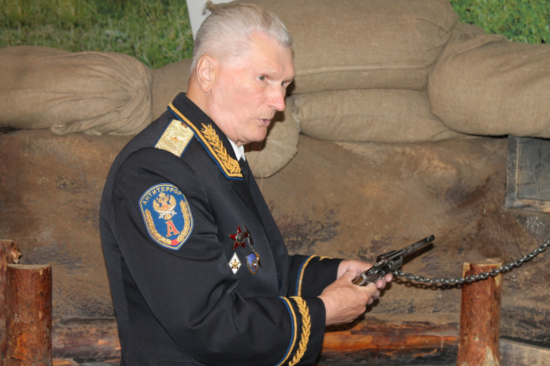 «Диалоги с Героями» в музее оружия: презентация книги «Спецназ «Альфа»: дела и люди» Г.Н. Зайцева Тульский Государственный Музей Оружия