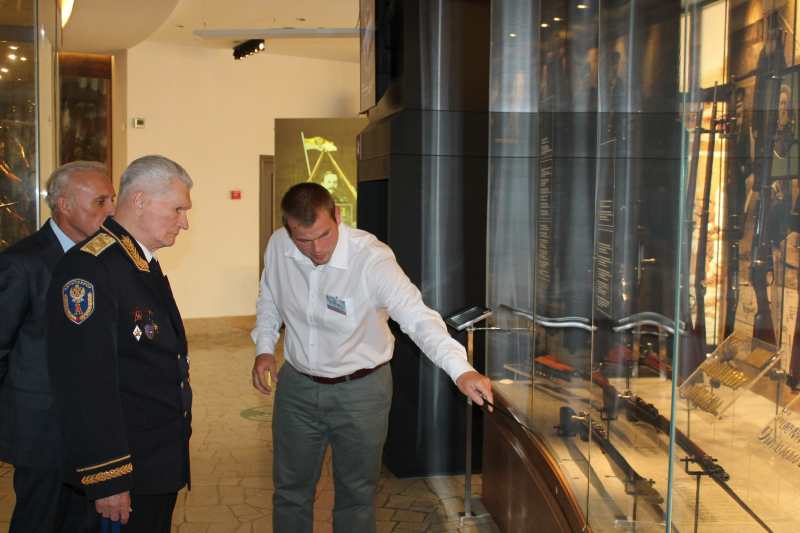 «Диалоги с Героями» в музее оружия: презентация книги «Спецназ «Альфа»: дела и люди» Г.Н. Зайцева Тульский Государственный Музей Оружия
