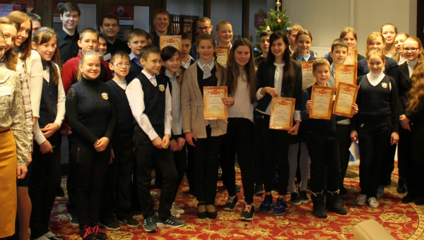 Золотая Звезда на знамени Тулы. Интеллектуальный клуб «Дилемма» в музее оружия Тульский Государственный Музей Оружия