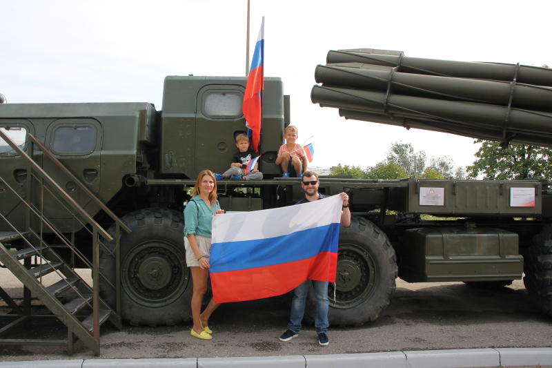 «Гордо реет флаг державный!»: День Государственного флага России в Тульском музее оружия! Тульский Государственный Музей Оружия