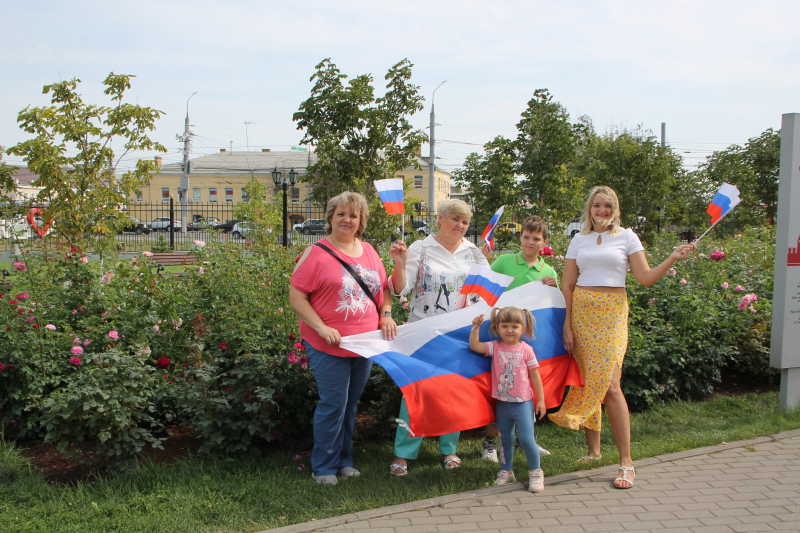 «Гордо реет флаг державный!»: День Государственного флага России в Тульском музее оружия! Тульский Государственный Музей Оружия