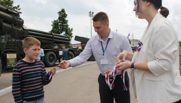 «В музее оружия особенное чувство гордости за нашу Родину – Россию. Праздничная атмосфера на территории и в здании музея завораживает, вдохновляет и впечатляет» - из отзывов посетителей музея Тульский Государственный Музей Оружия