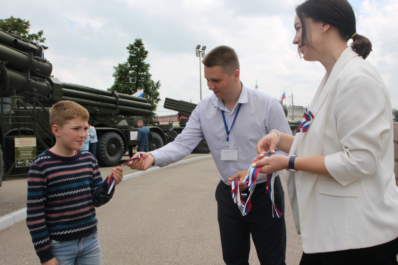 «В музее оружия особенное чувство гордости за нашу Родину – Россию. Праздничная атмосфера на территории и в здании музея завораживает, вдохновляет и впечатляет» - из отзывов посетителей музея Тульский Государственный Музей Оружия