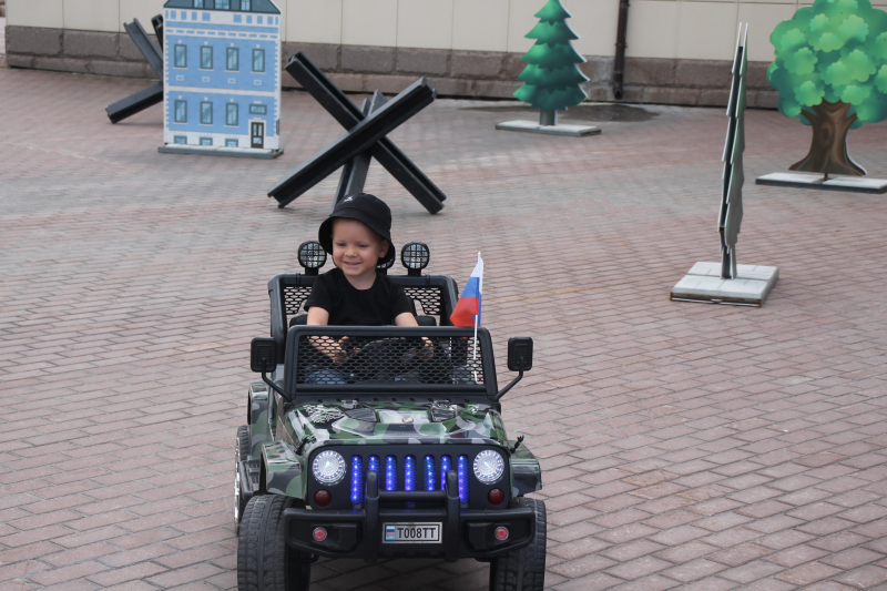 «В музее оружия особенное чувство гордости за нашу Родину – Россию. Праздничная атмосфера на территории и в здании музея завораживает, вдохновляет и впечатляет» - из отзывов посетителей музея Тульский Государственный Музей Оружия