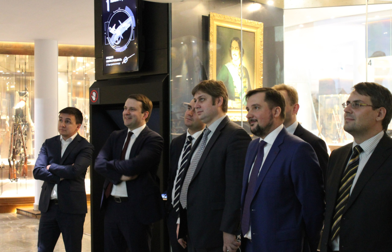 Министр экономического развития России М.С. Орешкин посетил Тульский музей оружия. Тульский Государственный Музей Оружия