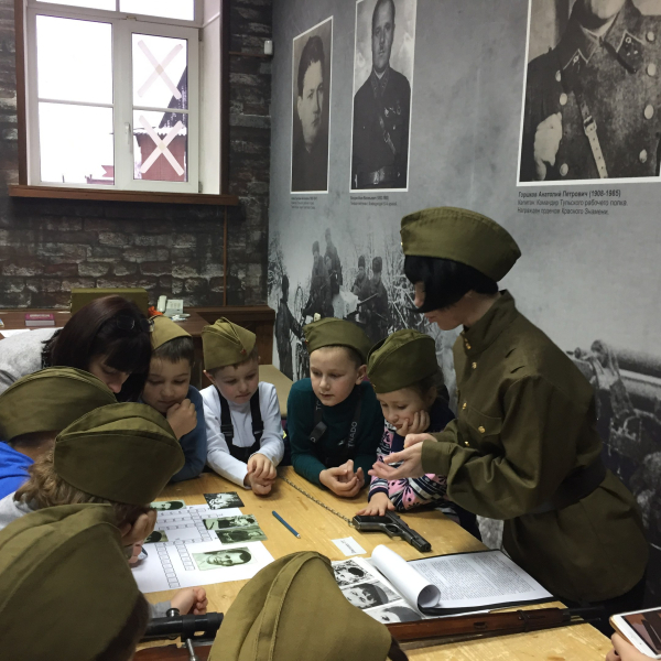 «Мы родом не из детства – из войны»: событиям героической обороны Тулы посвящается… Тульский Государственный Музей Оружия