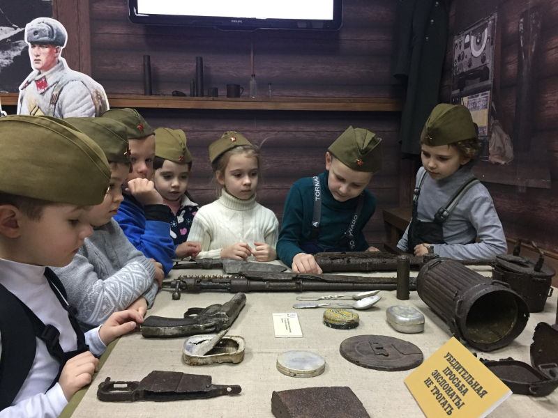 «Мы родом не из детства – из войны»: событиям героической обороны Тулы посвящается… Тульский Государственный Музей Оружия