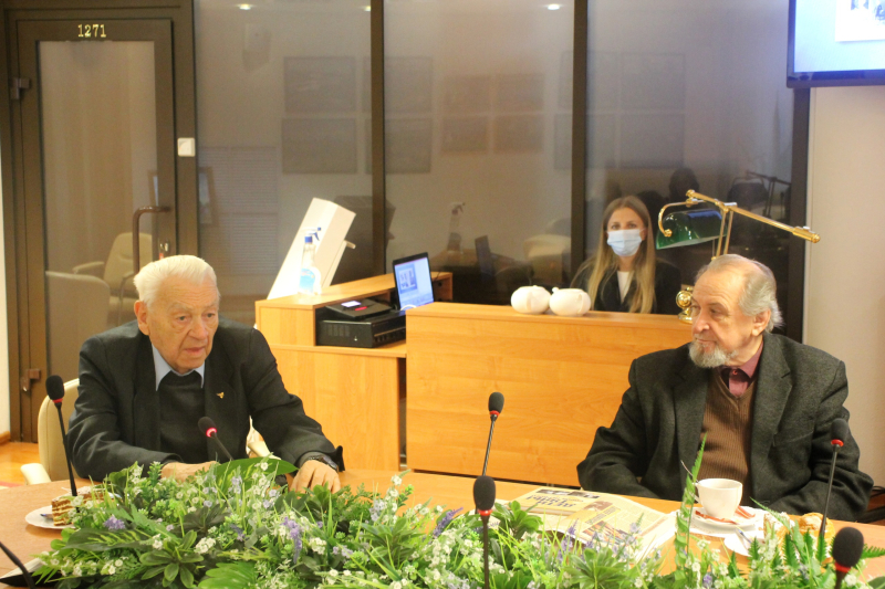 К 80-летию героического подвига туляков-оружейников в Тульском музее оружия состоялась презентация книги «Дети Тулы сорок первого. Непридуманные рассказы о судьбе поколения» Тульский Государственный Музей Оружия