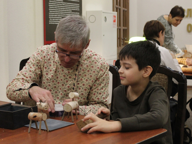 В музее на фестивале «Тула оружейная: от мастера – до защитника!» господствует магия таланта Тульский Государственный Музей Оружия