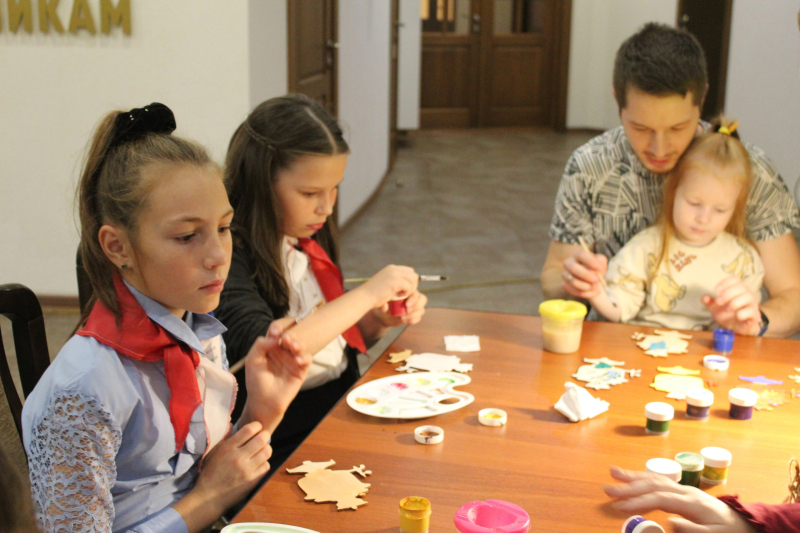 В музее на фестивале «Тула оружейная: от мастера – до защитника!» господствует магия таланта Тульский Государственный Музей Оружия