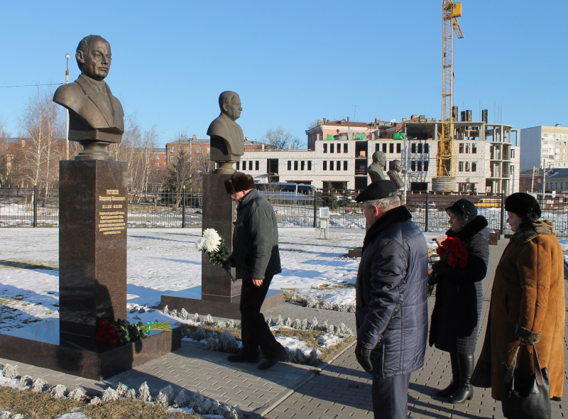 Аллея славы Тульский Государственный Музей Оружия